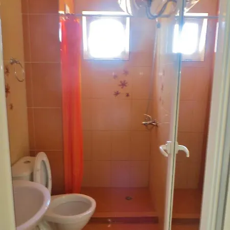 شقة In Azalia 2 Complex نيسيبار