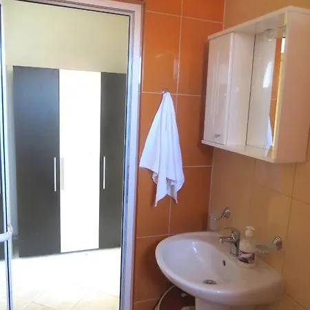 In Azalia 2 Complex Apartman